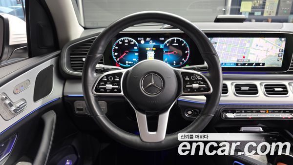 Mercedes-Benz GLE 2021, фото 12