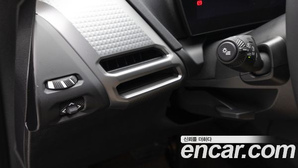 BMW 2 Series 2025, фото 14