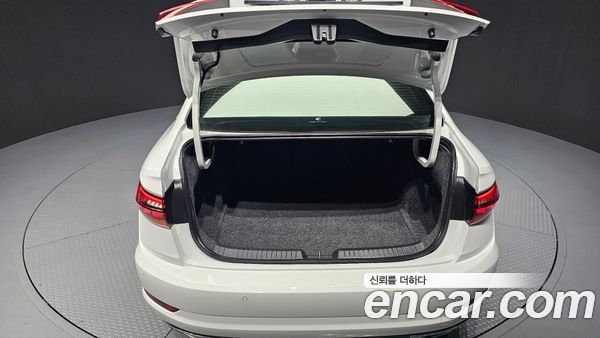 Volkswagen Jetta 2021, фото 26