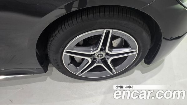Mercedes-Benz S-Class 2023, фото 5