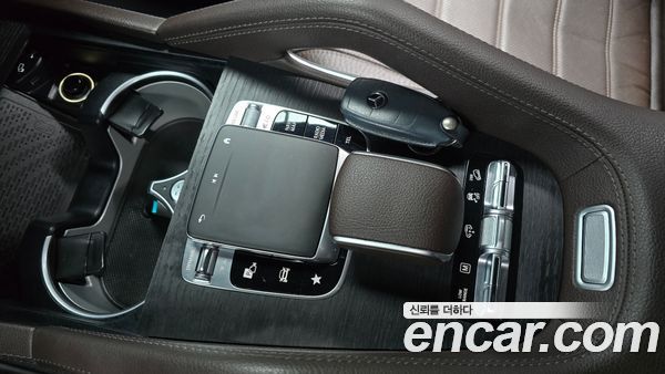 Mercedes-Benz GLS 2021, фото 24