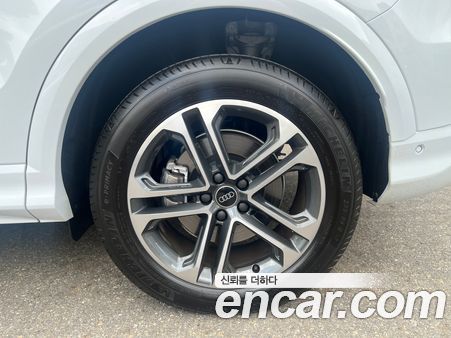 Audi Q5 2025, фото 5
