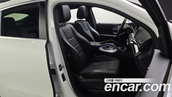 Mercedes-Benz GLE 2023, фото 17