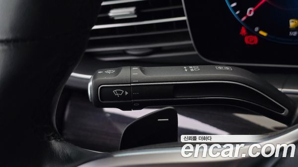 Mercedes-Benz GLE 2023, фото 21