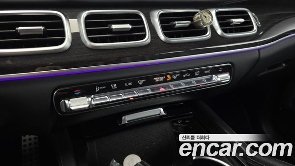Mercedes-Benz GLE 2023, фото 24