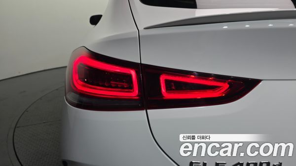Mercedes-Benz GLE 2023, фото 9