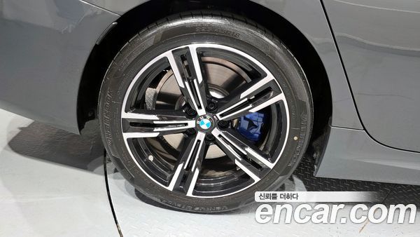 BMW 3 Series 2025, фото 5