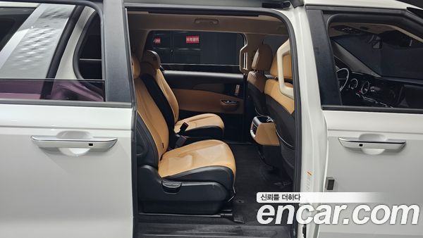 Kia Carnival 2022, фото 17