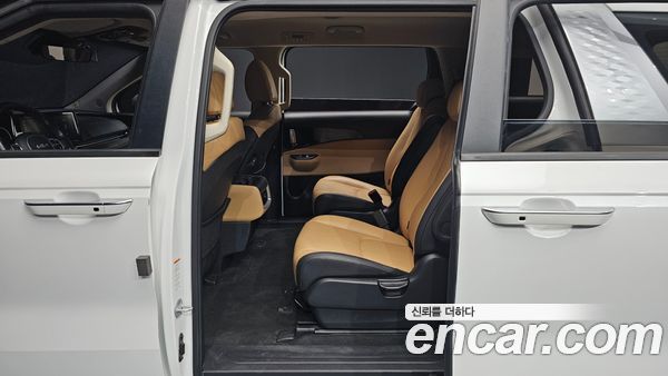 Kia Carnival 2022, фото 18