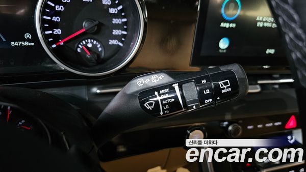 Kia Carnival 2022, фото 22