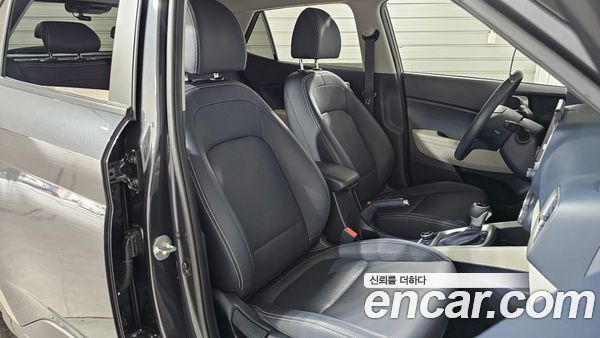 Hyundai Venue 2022, фото 11