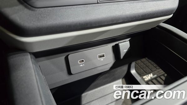 Land Rover Defender 2022, фото 18