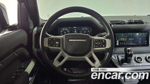 Land Rover Defender 2022, фото 20