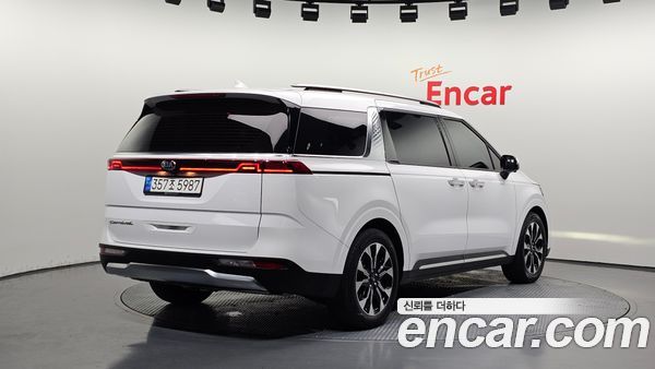 Kia Carnival 2021, фото 2