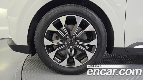 Kia Carnival 2021, фото 5