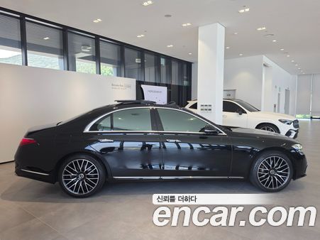 Mercedes-Benz S-Class 2021, фото 9