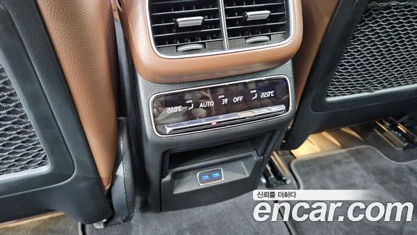 Mercedes-Benz GLE 2024, фото 31