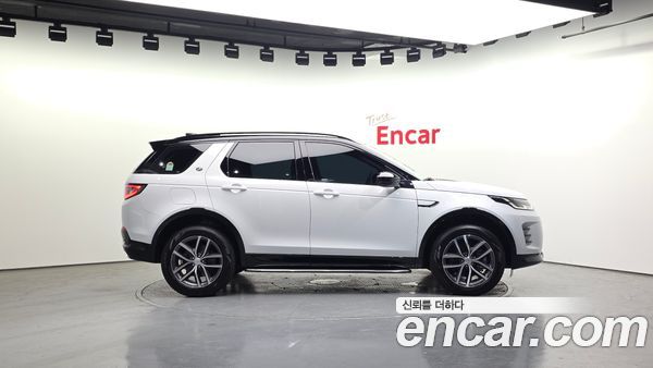 Land Rover Discovery Sport 2026, фото 5