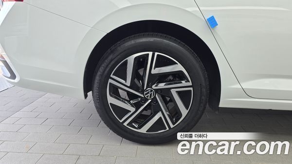 Volkswagen Jetta 2023, фото 5