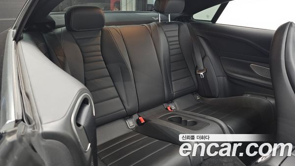 Mercedes-Benz E-Class 2021, фото 16
