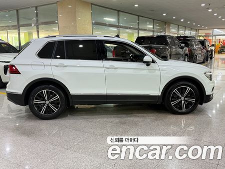 Volkswagen Tiguan 2020, фото 5