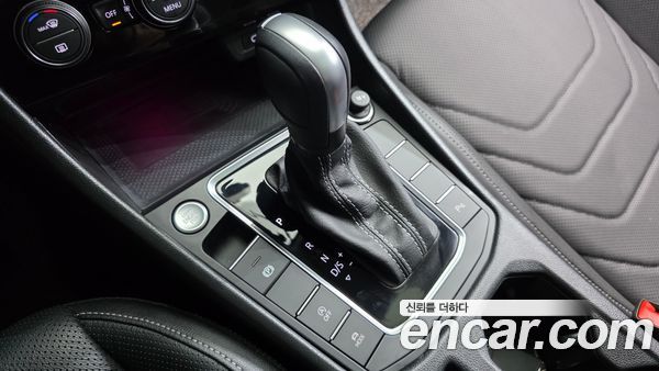 Volkswagen Jetta 2021, фото 9