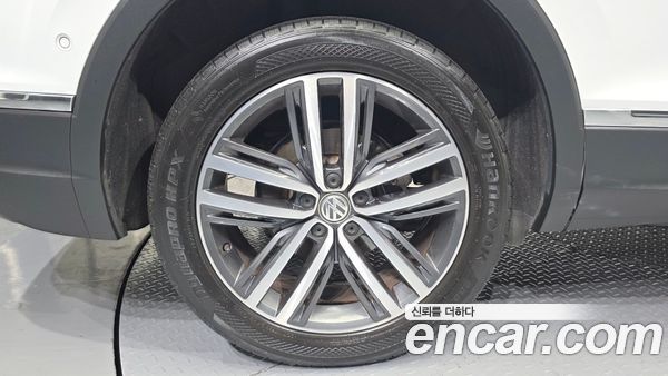 Volkswagen Tiguan 2020, фото 5