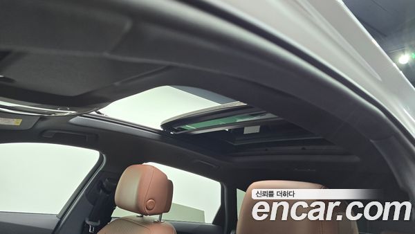 Audi e-tron 2022, фото 20