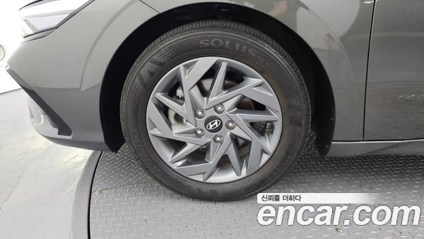 Hyundai Elantra 2024, фото 5