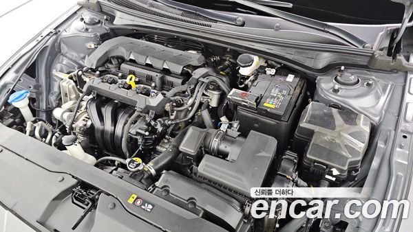 Hyundai Elantra 2024, фото 6