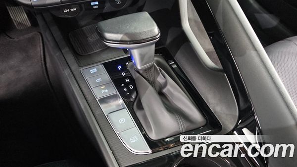 Hyundai Elantra 2024, фото 9