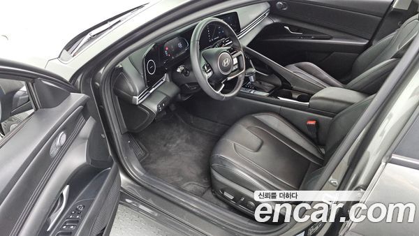 Hyundai Elantra 2024, фото 10