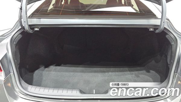 Hyundai Elantra 2024, фото 20