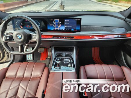 BMW 7 Series 2023, фото 5