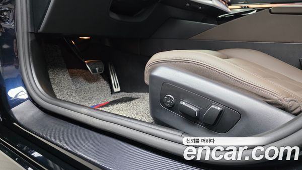 BMW 5 Series 2025, фото 33