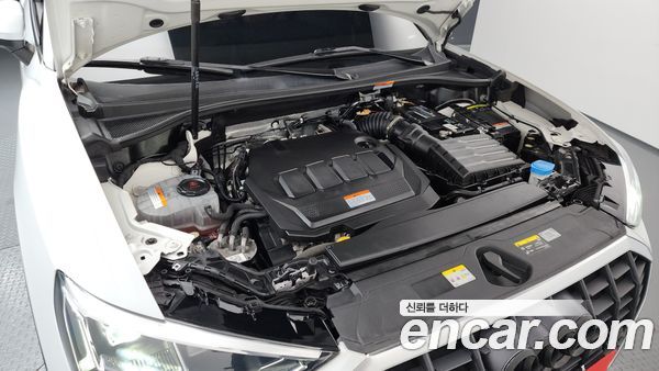 Audi Q3 2023, фото 6