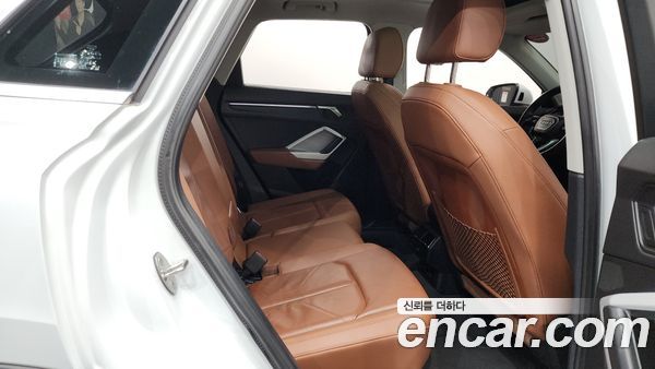 Audi Q3 2023, фото 17