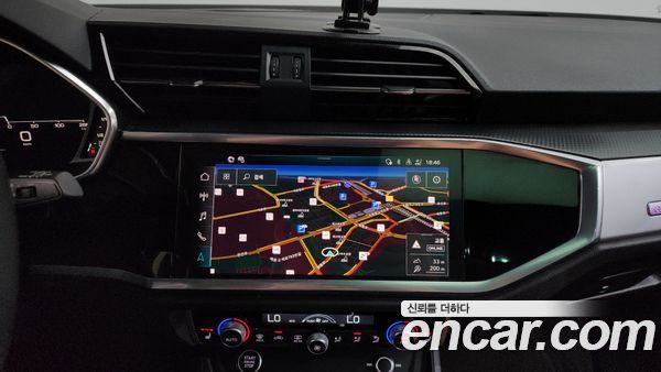 Audi Q3 2023, фото 19