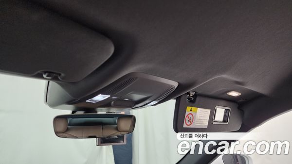 Porsche Taycan 2023, фото 18