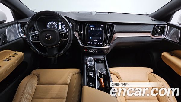 Volvo S60 2022, фото 10