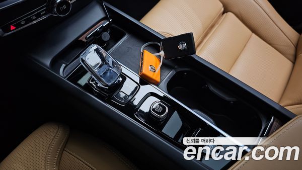 Volvo S60 2022, фото 12