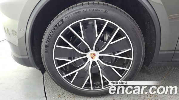 Porsche Macan 2025, фото 5