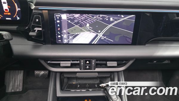 Porsche Macan 2025, фото 14