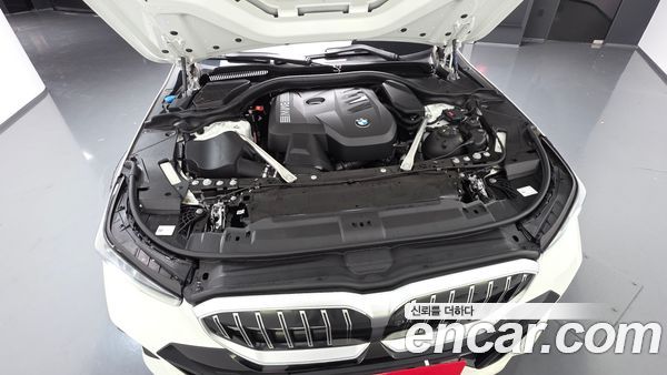 BMW 5 Series 2026, фото 6