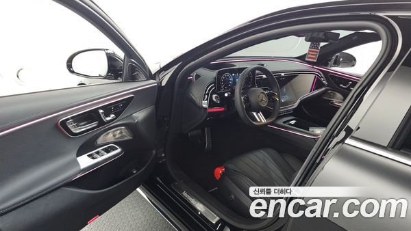 Mercedes-Benz E-Class 2025, фото 13