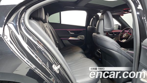Mercedes-Benz E-Class 2025, фото 17