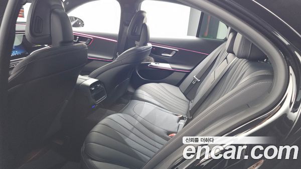 Mercedes-Benz E-Class 2025, фото 26