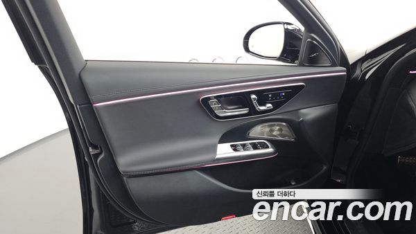 Mercedes-Benz E-Class 2025, фото 14