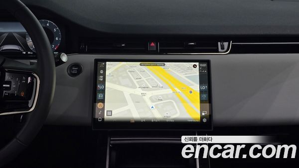 Land Rover Range Rover Evoque 2025, фото 18
