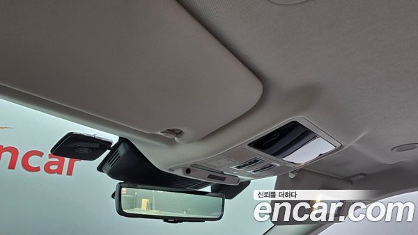 Land Rover Range Rover Evoque 2025, фото 20